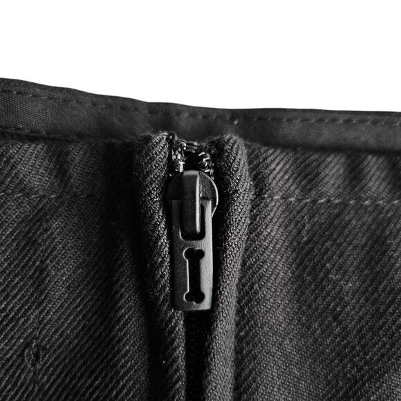 royal bones goth mini skirt - Picture 7 of 8